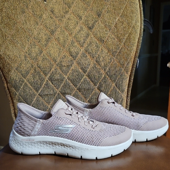 Skechers Go Walk Flex Grand Entry Slip-Ins Sneakers Walking Shoes Hands Free - Picture 1 of 5